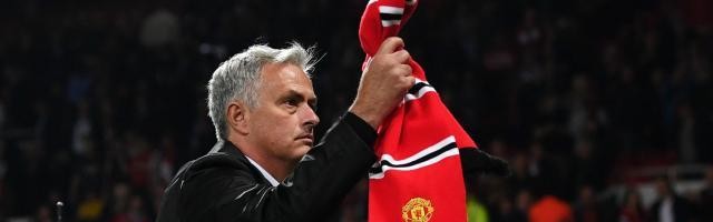 开云体育app-穆帅：我曾告诉曼联有人耽误球队，这些人还在那里