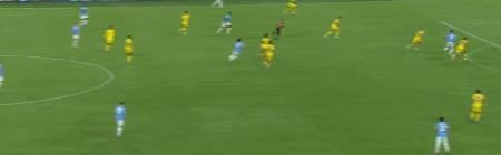 半场：拉齐奥3-0维罗纳，卡斯特利亚诺斯2传1射，扎卡尼破门